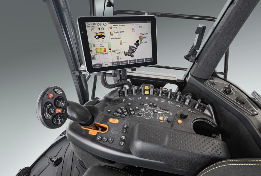 Model year 2025&nbsp;New Holland FR Forage Cruiser self-propelled forage harvesters are benefiting from multiple upgrades